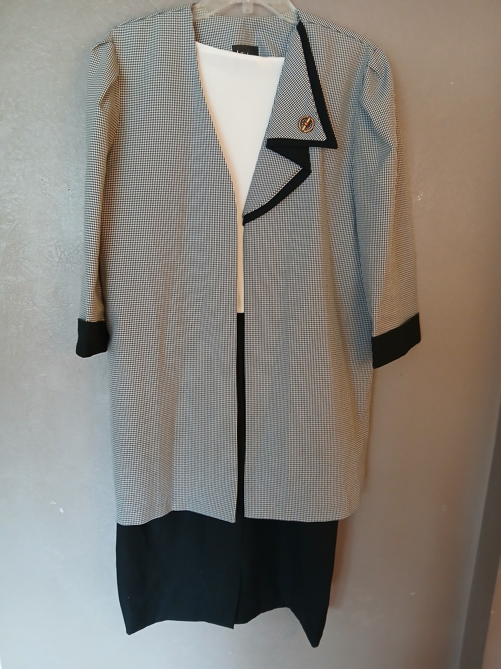 Whirlaway Frocks Black & White Houndstooth Long Dreaa-Size 14